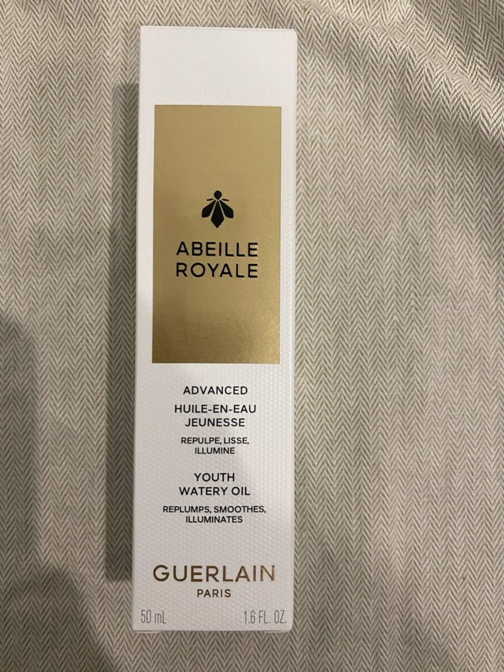 GUERLAIN Abeille Royale Youth Watery Oil - White & Gold Box